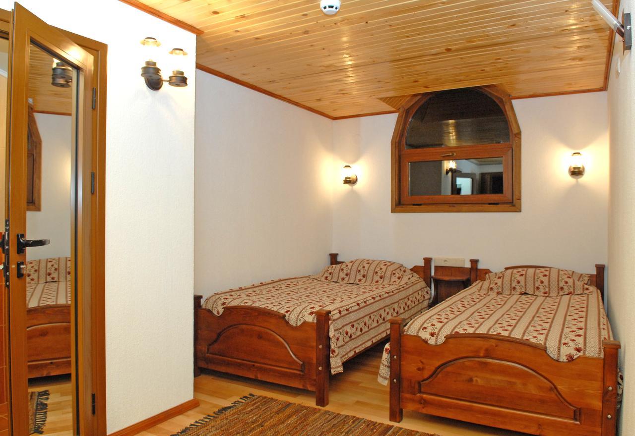 Hotel Pirinski Han - Old Adjev Han Sandanski Ngoại thất bức ảnh