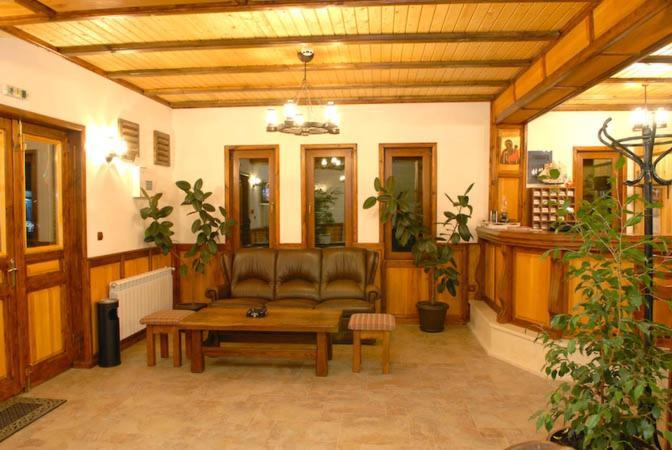 Hotel Pirinski Han - Old Adjev Han Sandanski Ngoại thất bức ảnh